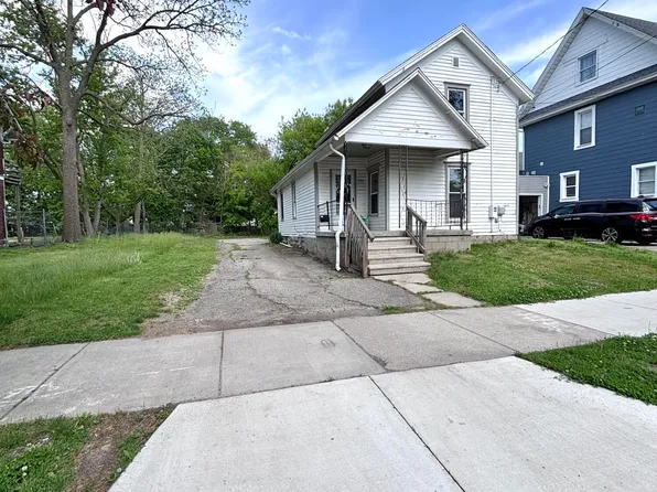 506 N Sycamore St, Lansing, MI 48933
