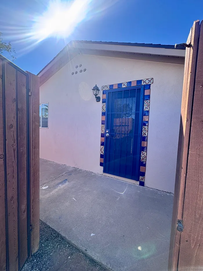 1 bed, 1.0 bath, $1,100 — Photo 2
