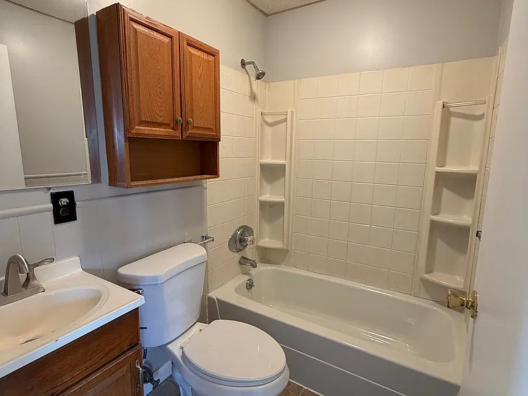 682 Beech St #5 — Photo 7