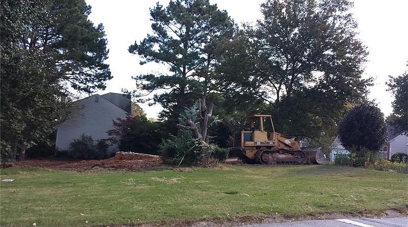 1st image of 2039 Crystal Lake Dr