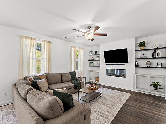3rd image of 3073 Bromley Way