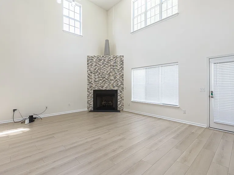 5907 Landerwood Dr — Photo 22