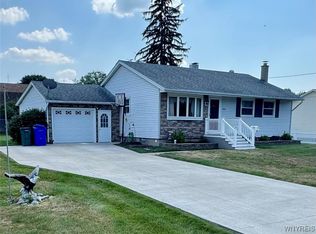 6160 Karen Ave, Newfane, NY 14108