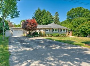258 Gardenview Dr, Burlington, ON L7T 1K4