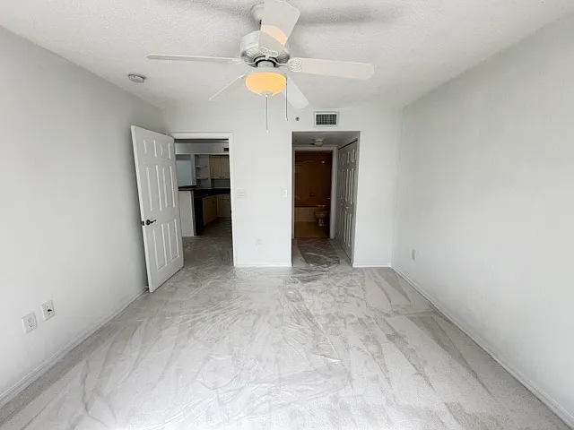 1801 N Flagler Dr #99 — Photo 13