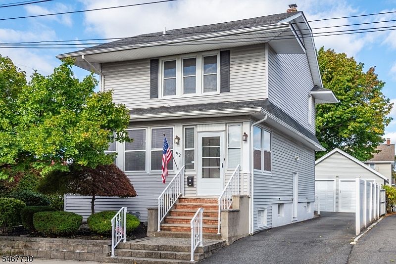 1st image of 52 Redman Pl