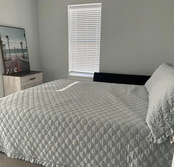 303 Shore Dr #2 — Photo 4
