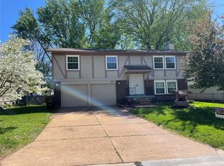 105 Plum Tree Dr, Saint Peters, MO 63376