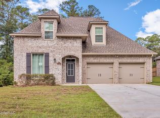 6991 Osprey Dr, Ocean Springs, MS 39564