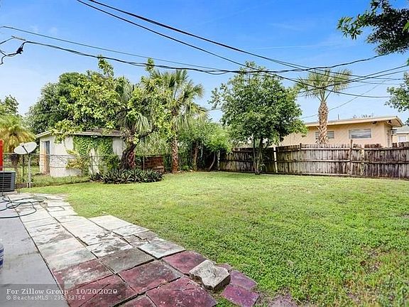 2nd image of 1026 NW 7th Ter #W