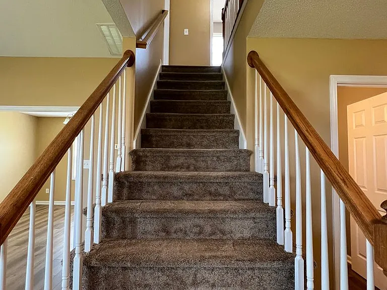 304 Mann St — Photo 17