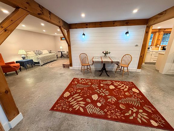 5th image of 40 Colby Rd #2