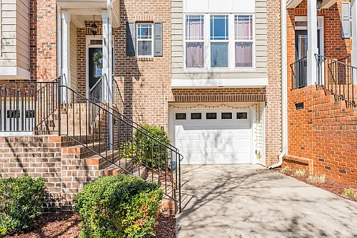 104 Rose Walk Ln Photo 1