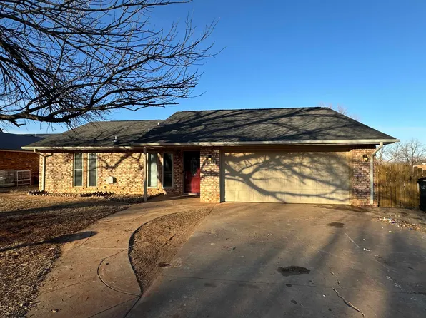 3414 Lookout Dr, Enid, OK 73701