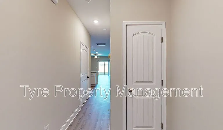 2608 Sailor Rose Ln #B — Photo 40