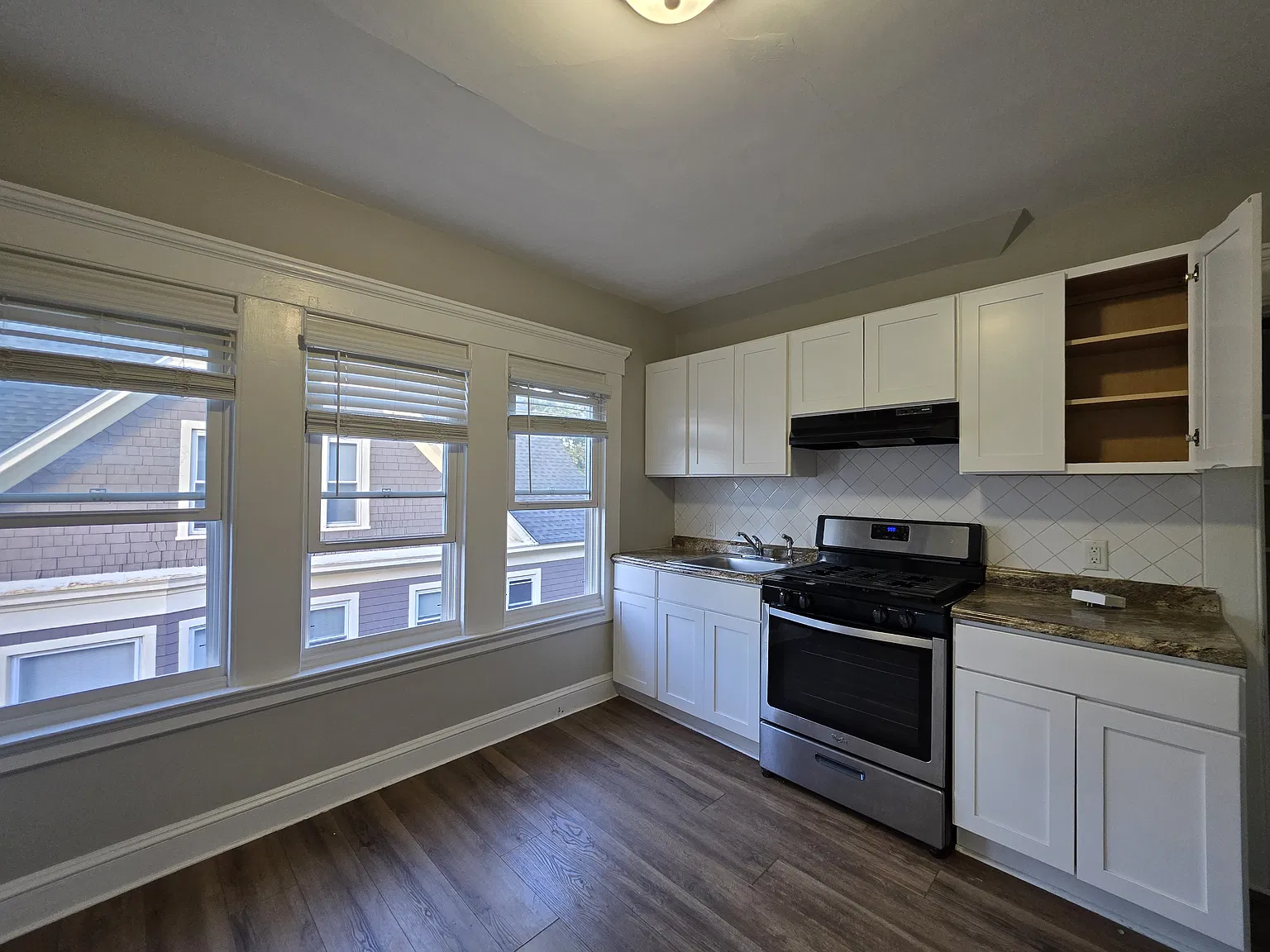 2 bed, $1,625 — Photo 2
