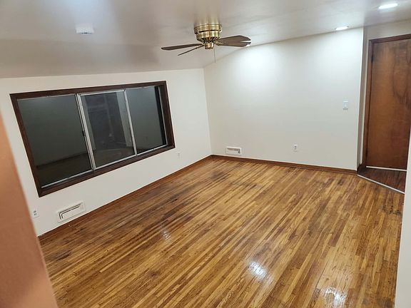 4th image of 23 Doyle Ct