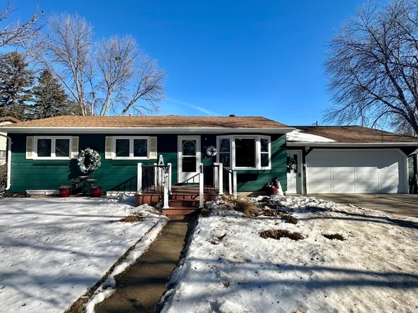 506 N High St, Aberdeen, SD 57401