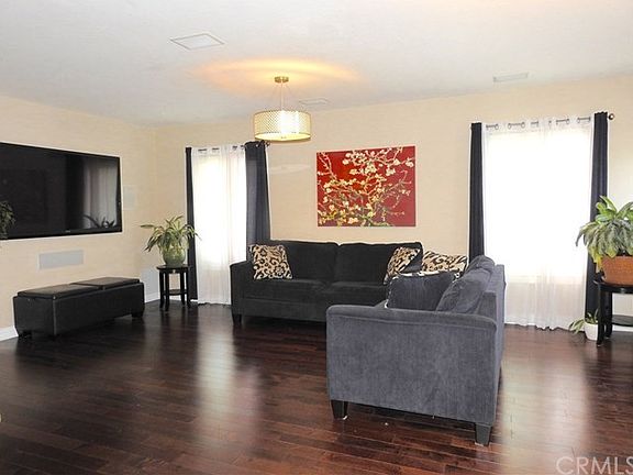 4th image of 5038 W 129th St
