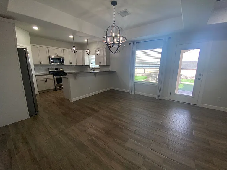 12951 Aberdare Dr — Photo 8
