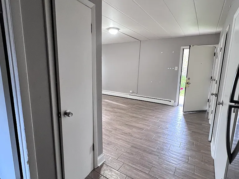 8627 S Ingleside Ave #1D — Photo 8