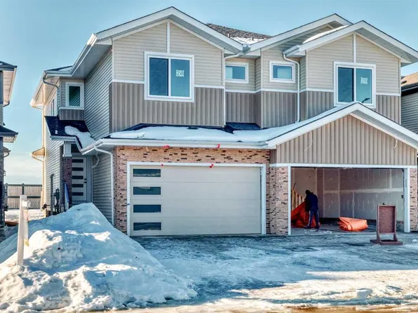 19 N Lavelle Close, Red Deer, AB T4R 0V7