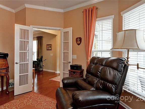 4th image of 20265 Dovekie Ln