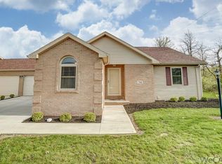 718 Autumn Dr, Ada, OH 45810
