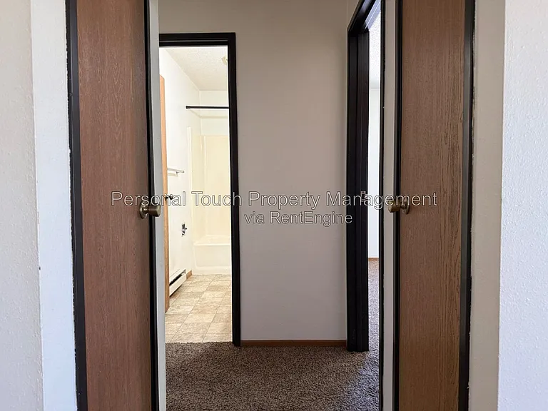 1318 34th Ave S #302 — Photo 8
