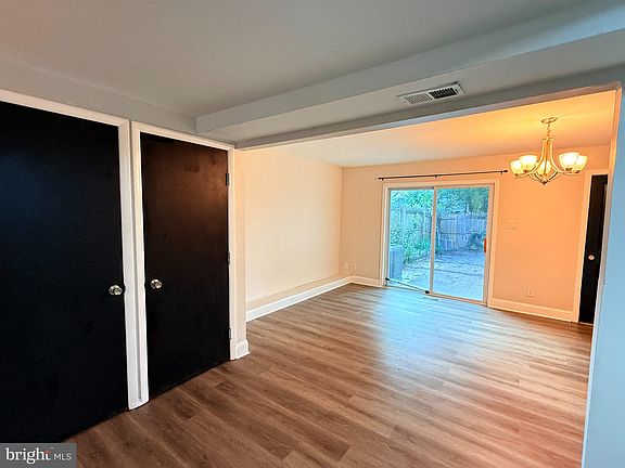 4th image of 3 Madeley Ct