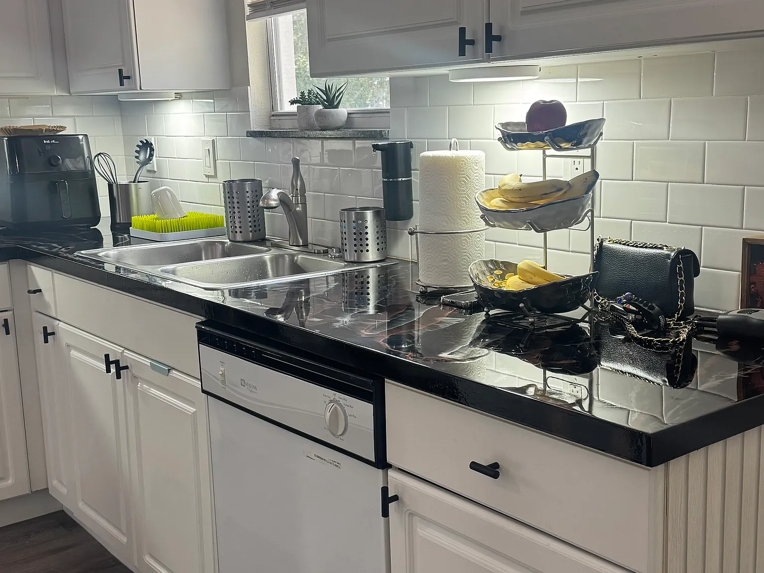 2015 Grand Oak Dr — Photo 4