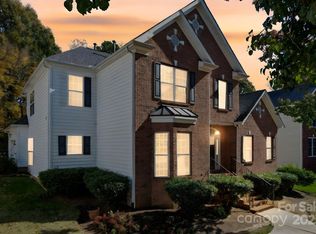 5369 Cambridge Bay Dr, Charlotte, NC 28269