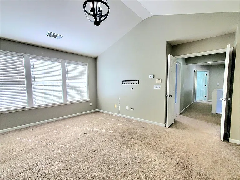 5260 W Price Rd — Photo 14