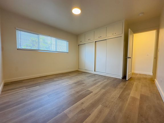 2nd image of 111 N La Cumbre Rd APT 15
