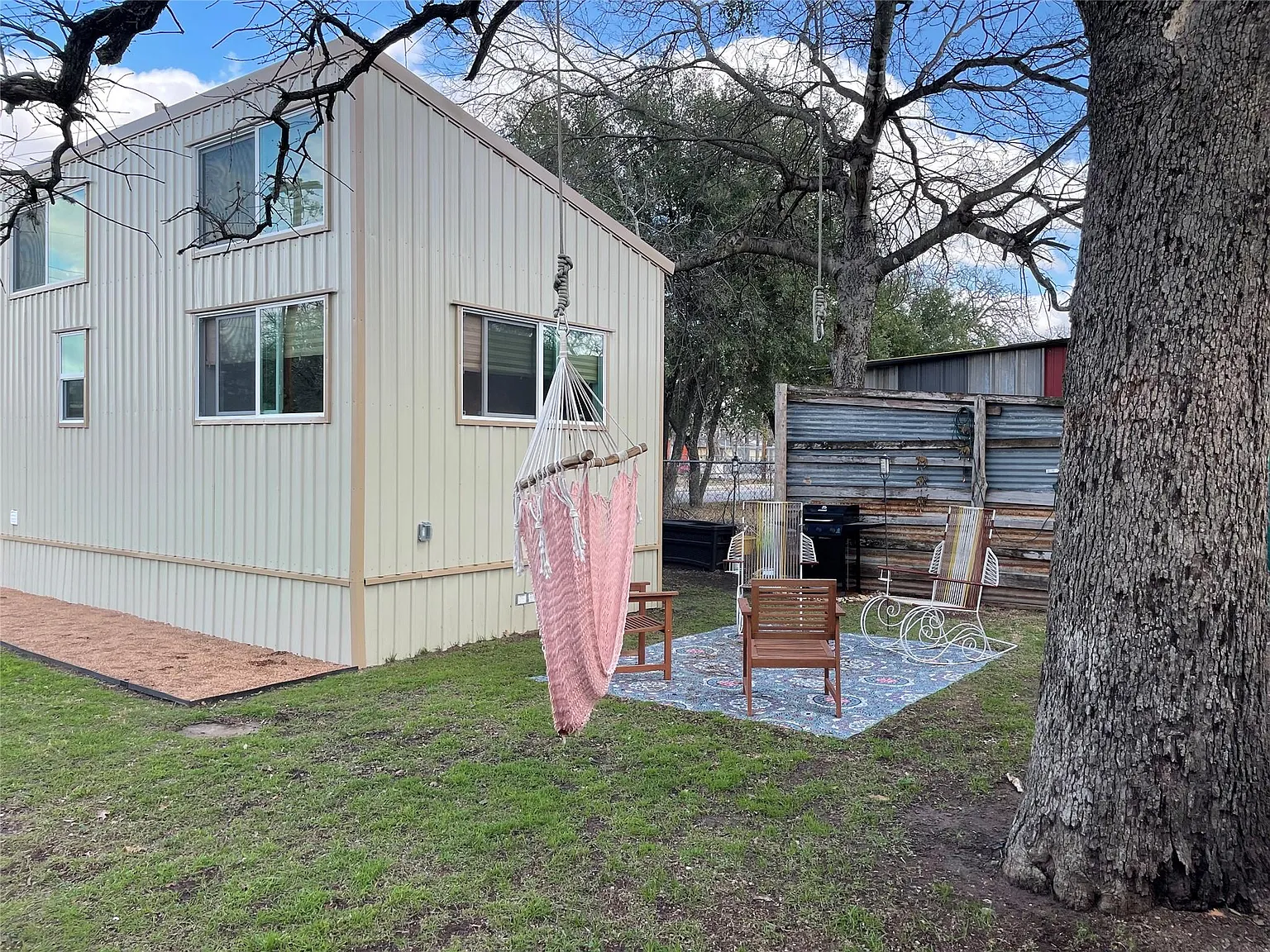 1 bed, 1.0 bath, 441 sqft, $1,250 — Photo 2