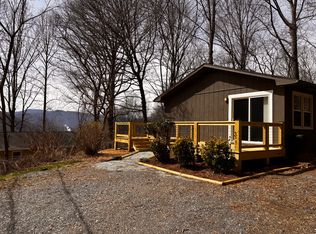 197 Tulip Dr, Sylva, NC 28779