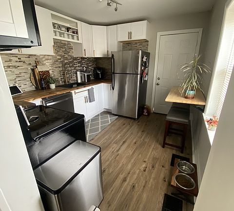 3rd image of 125 Dilworth St #1