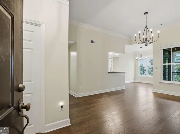 3777 Peachtree Rd NE APT 932, Brookhaven, GA 30319