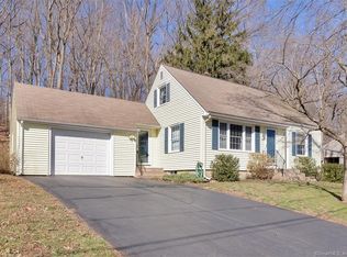 44 Forest Rd, Wallingford, CT 06492