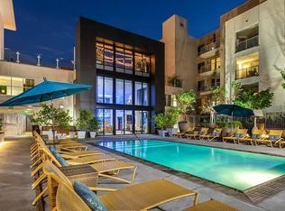 7117 Santa Monica Blvd #614, Los Angeles, CA 90046