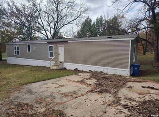 211 S Main St, West Salem, IL 62476
