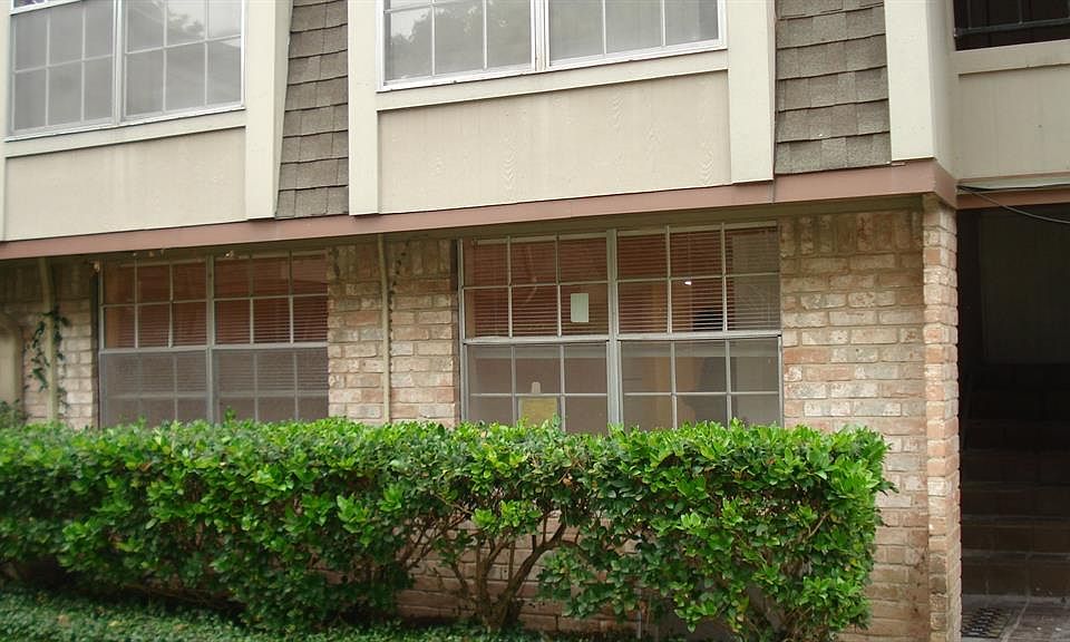 1st image of 12633 Memorial Dr APT 65