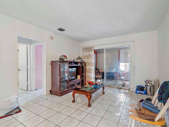 4th image of 285 NE 191st Street #2921