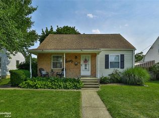 2310 E Woodlawn St, Allentown, PA 18109