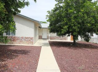 7516 Shoup Ave, West Hills, CA 91307