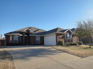 6318 Crestmoor Ln, Sachse, TX 75048