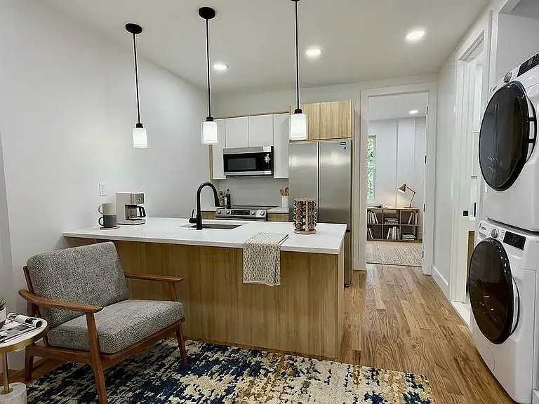 176 Utica Ave #2W — Photo 12