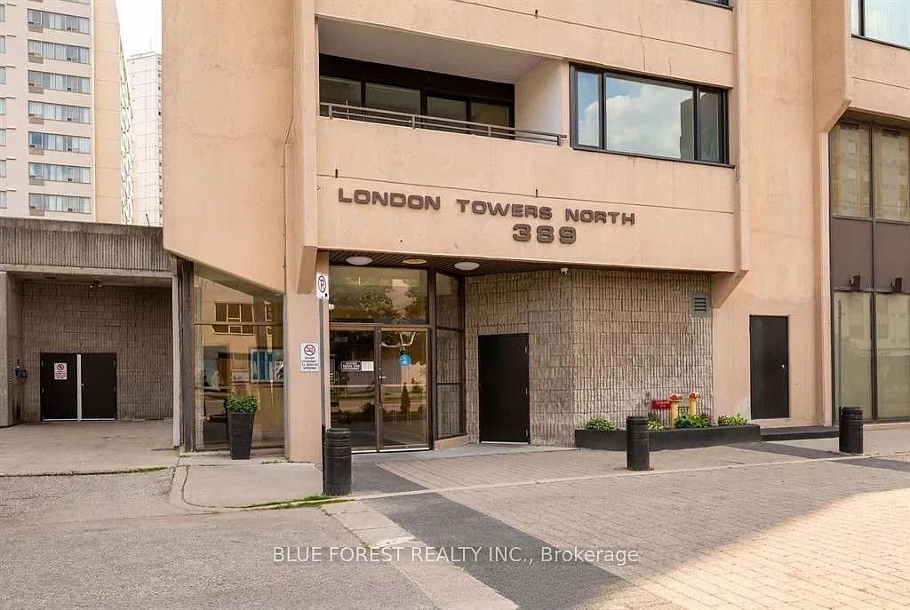 3 bed, $2,300 — Photo 1