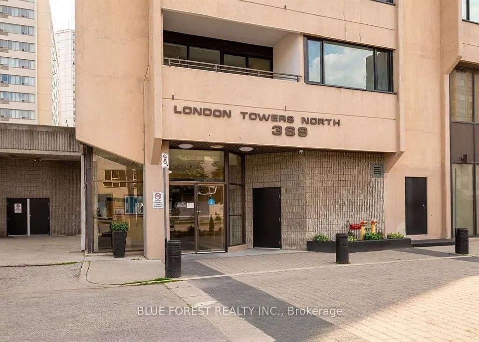 389 Dundas St #1901