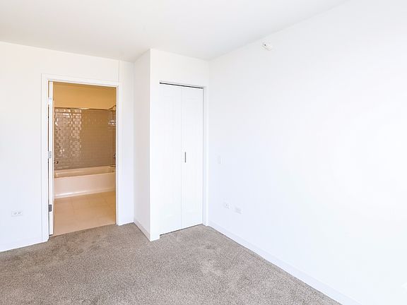 5th image of 323 W Wolf Point Plz #1804